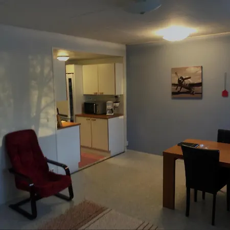 Apartment Salonkylaen Koulu *