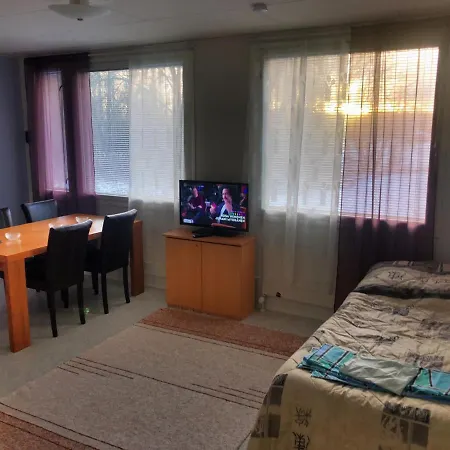 Salonkylän Koulu * Kaustinen