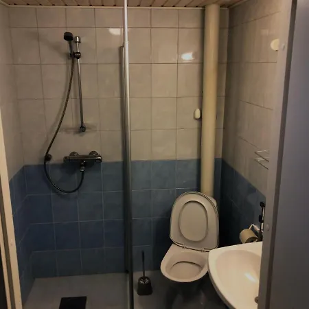 Salonkylän Koulu *
