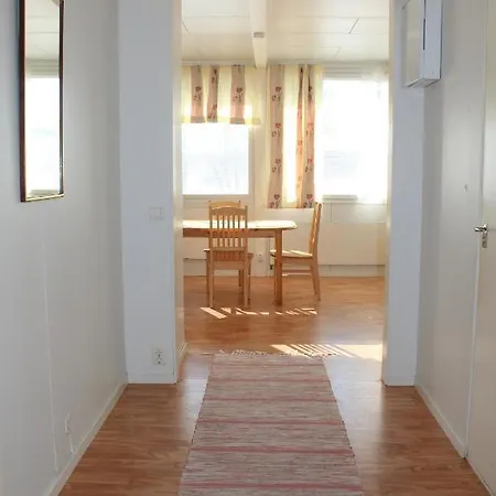 公寓 Salonkylaen Koulu