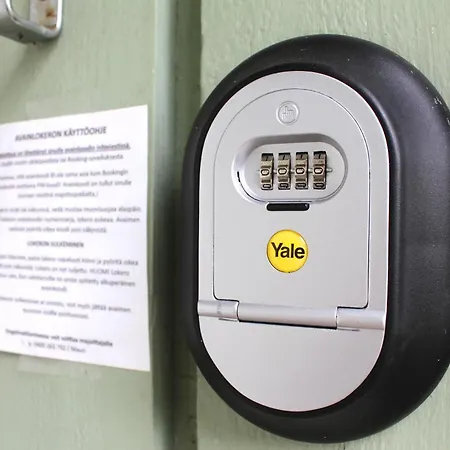 アパート Salonkylaen Koulu