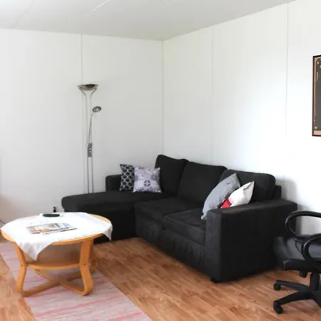 Apartment Salonkylaen Koulu *