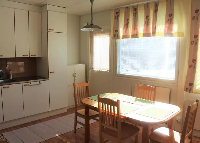 Salonkylaen Koulu Appartamento