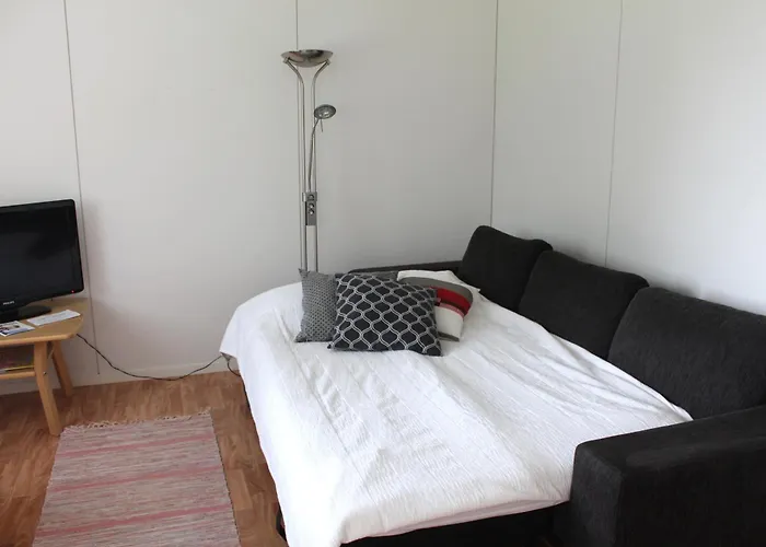 Salonkylaen Koulu * Kaustinen